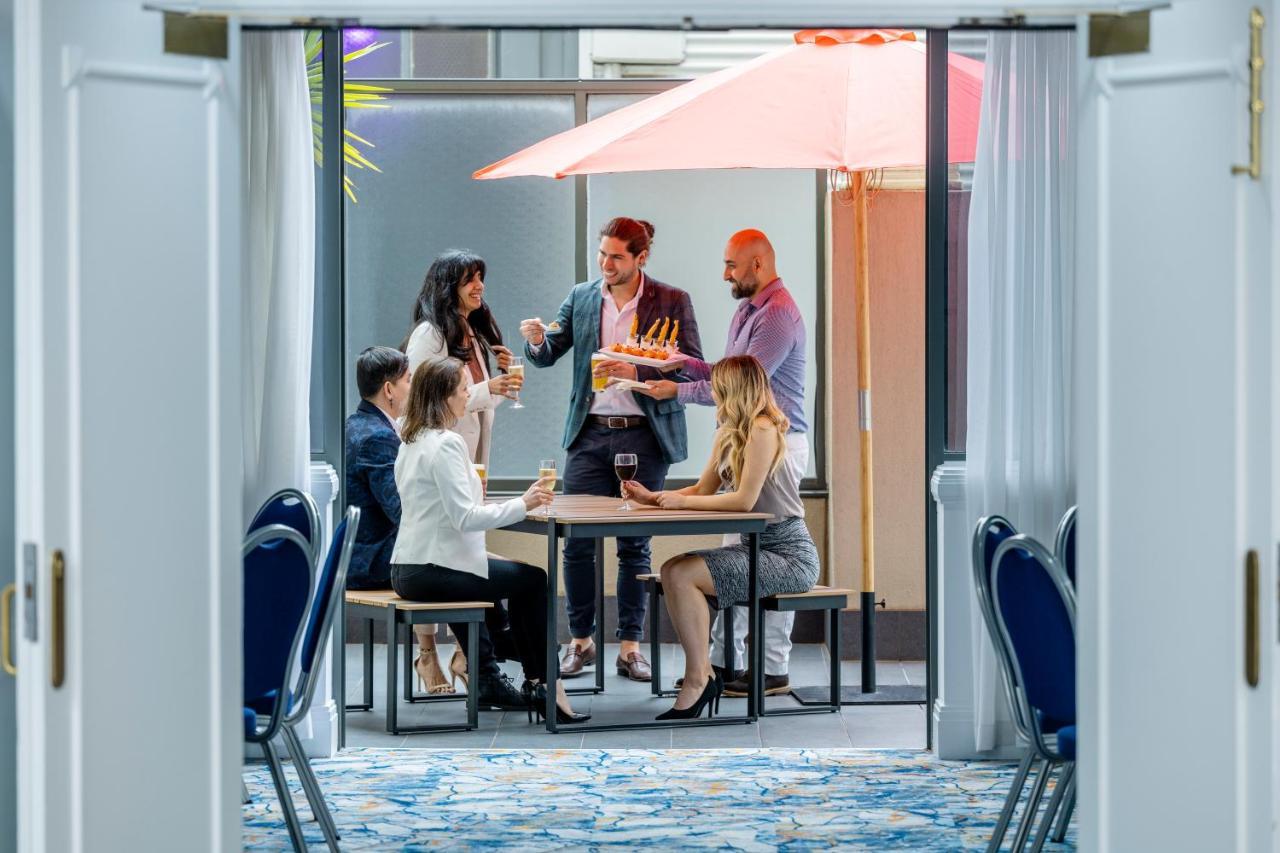 Hotel Grand Chancellor أدليد المظهر الخارجي الصورة