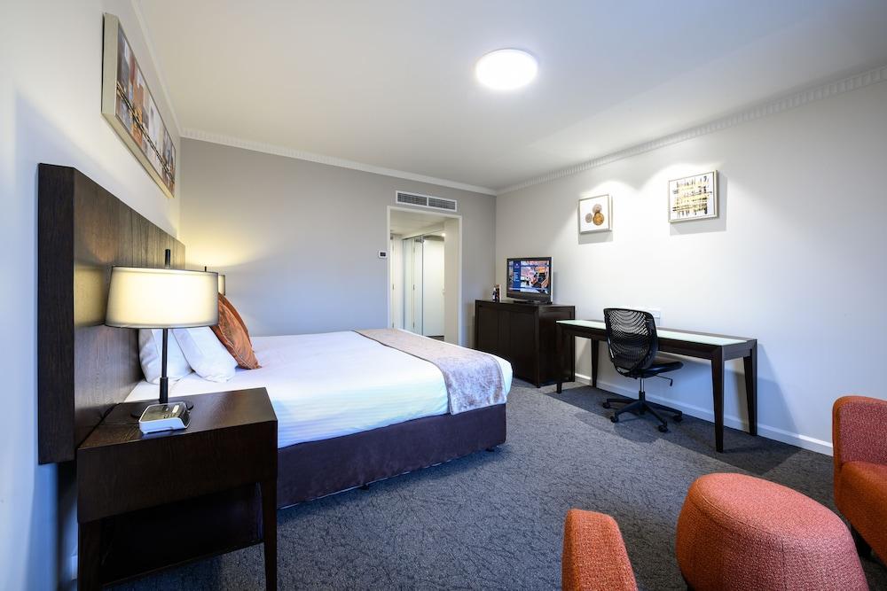 Hotel Grand Chancellor أدليد المظهر الخارجي الصورة