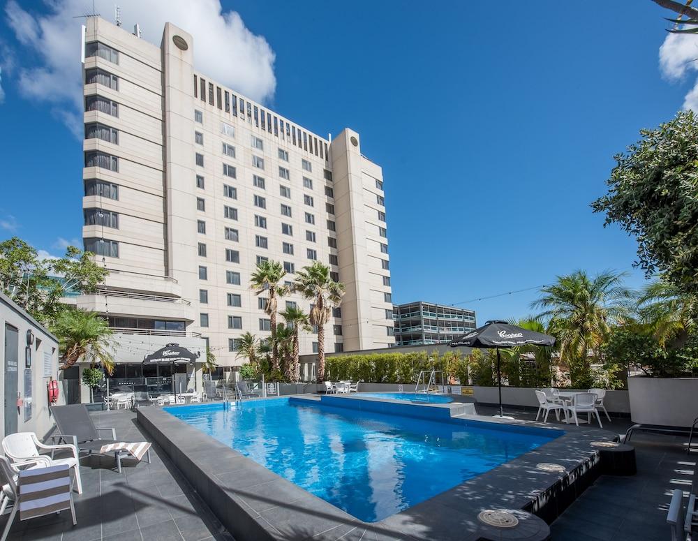 Hotel Grand Chancellor أدليد المظهر الخارجي الصورة