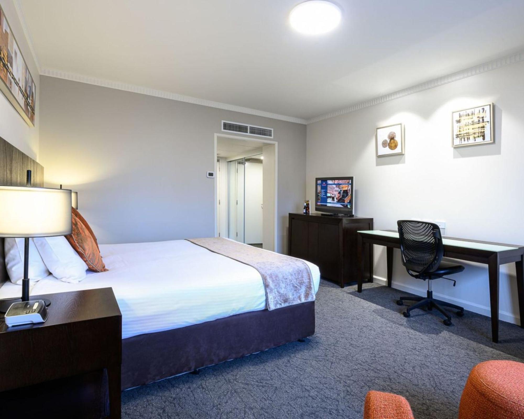 Hotel Grand Chancellor أدليد المظهر الخارجي الصورة